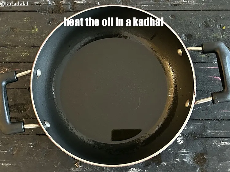 Step 23 – To make <strong>shahi aloo recipe | Mughlai aloo sabzi with kaju |&nbsp;&nbsp;Mughlai shahi aloo |</strong> …