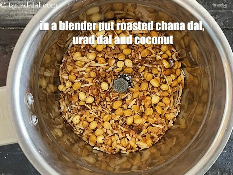 Step 15 – To make <strong>chutney podi recipe |&nbsp;<!--%3Cmeta%20charset%3D%22UTF-8%22%20%2F%3E-->Thengai powder&nbsp;|&nbsp;Chutney podi with coconut&nbsp;|&nbsp;</strong>in a blender put&nbsp;roasted chana dal, …