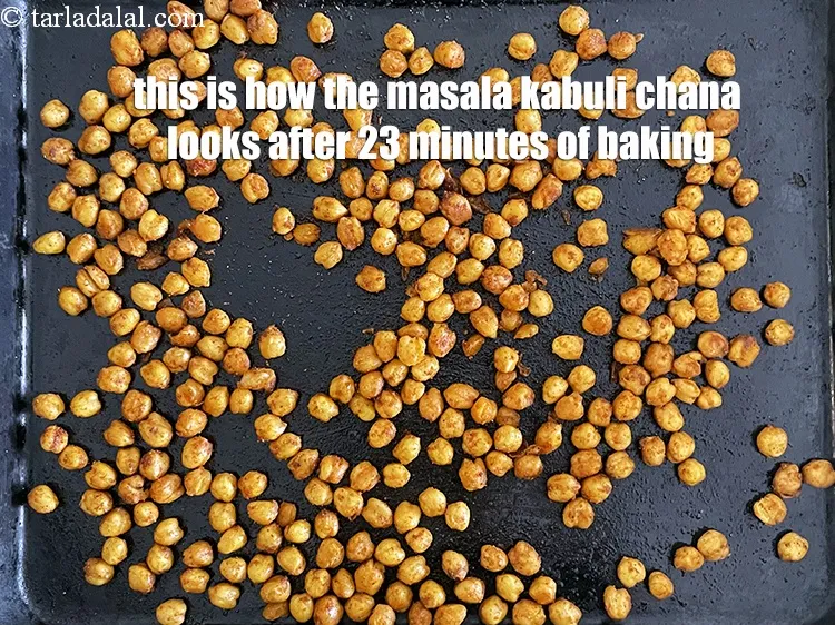 Step 26 – <meta charset="UTF-8" /> This is how the<strong>&nbsp;masala chickpeas</strong>&nbsp;look after 23 minutes of baking.&nbsp;
