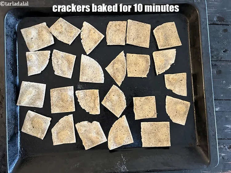 Step 17 – Remove from the oven. Crackers baked for 10 minutes.