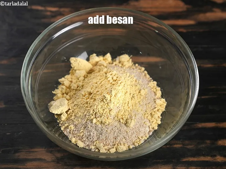 Step 16 – Add 2 tbsp besan.&nbsp;