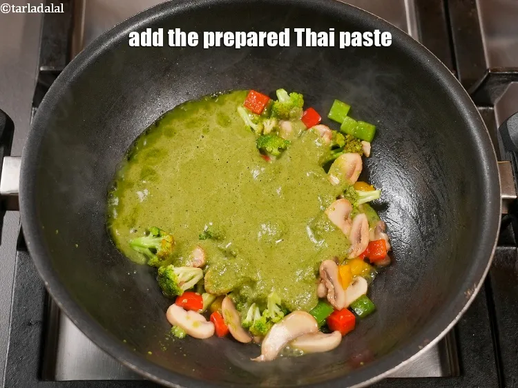 Step 16 – Add the prepared Thai paste.