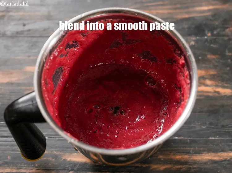 Step 16 – Blend into a smooth paste.