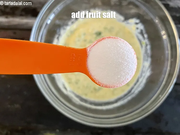 Step 24 – Add 1&nbsp;tsp&nbsp;<a href="glossary-fruit-salt-420i">fruit salt</a>.