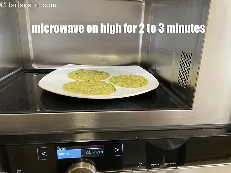 Step 16 – <p>Microwave the chillas on high for 2 to 3 minutes.&nbsp;Repeat steps 2 and 3 to …