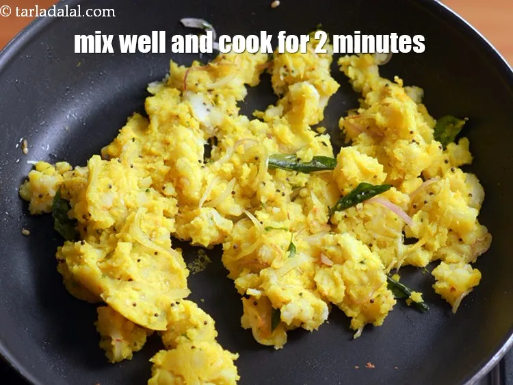 Step 17 – Mix well and cook on a medium flame for 2 minutes, while stirring occasionally.