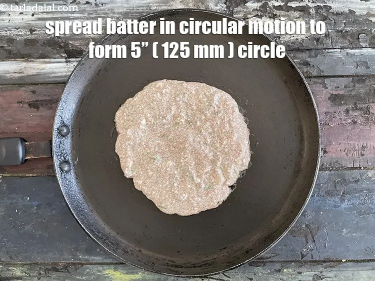 Step 18 – <meta charset="UTF-8" /> Spread it in a circular motion to form 125 mm. (5&rdquo;) diameter …
