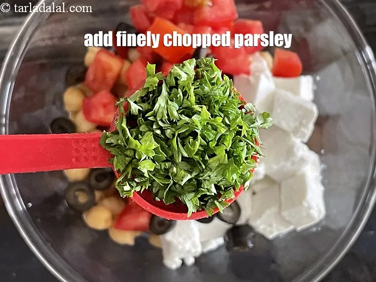 Step 28 – Add&nbsp;<meta charset="UTF-8" /><meta charset="UTF-8" />2 tbsp&nbsp;finely&nbsp;<a href="glossary-chopped-parsley-793i">chopped parsley</a>.
