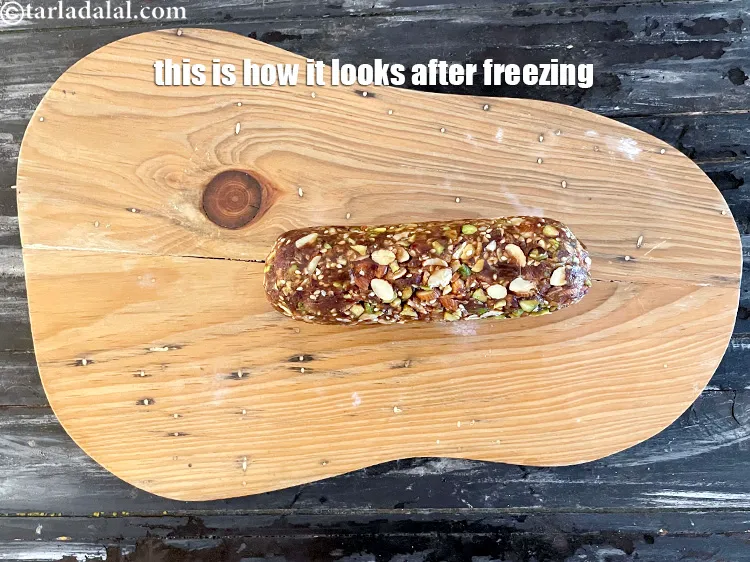 स्टेप 19 – जमने के बाद बर्फी ऐसी दिखती है&nbsp;।