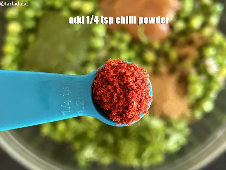 Step 17 – Add&nbsp;<meta charset="UTF-8" />1/4 tsp&nbsp;<a href="glossary-chilli-powder-red-chilli-powder-339i">chilli powder</a>.