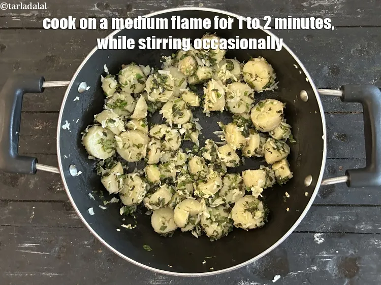 Step 23 – Cook on a medium flame for 1 to 2 minutes, while stirring occasionally.