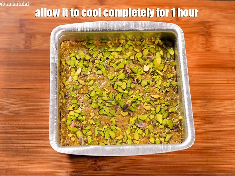 स्टेप 17 – इसे एक घंटे तक पूरी तरह ठंडा होने दें।