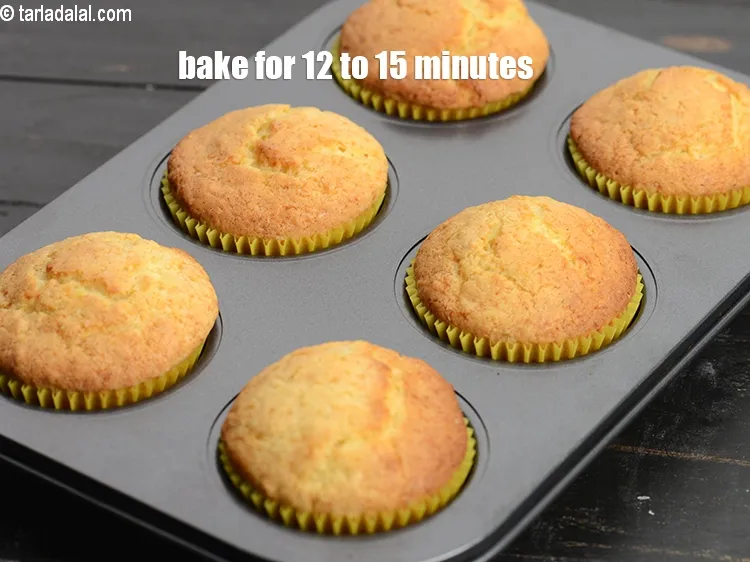 Step 19 – Bake in a preheated oven at 180&deg;C (360&deg;F) for 12 to 15 minutes.