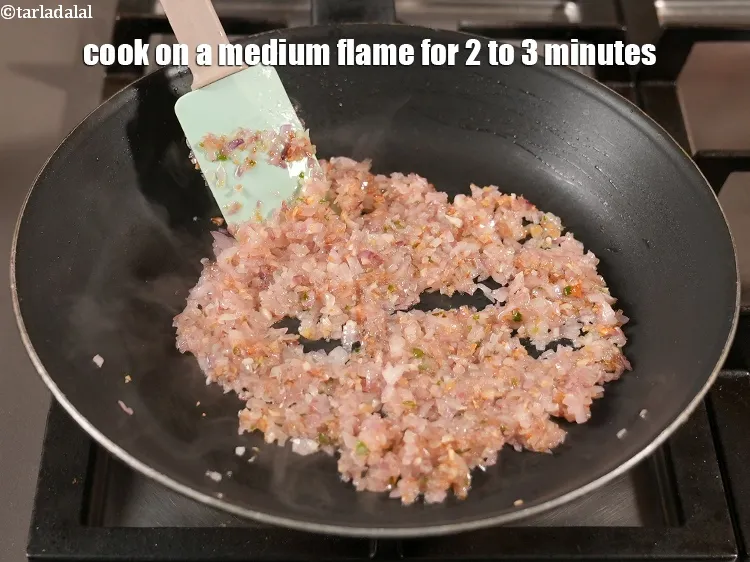 Step 17 – Cook on a medium flame for 2 to 3 minutes.