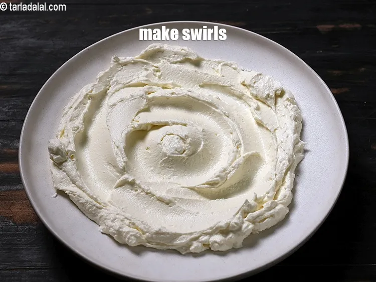 Step 17 – Make swirls design.