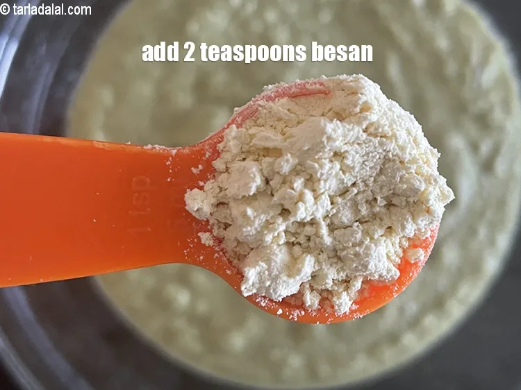 Step 17 – Add&nbsp;<meta charset="UTF-8" />2 tsp&nbsp;<a href="glossary-besan-chana-dal-flour-bengal-gram-flour-952i">besan (bengal gram flour)</a>.