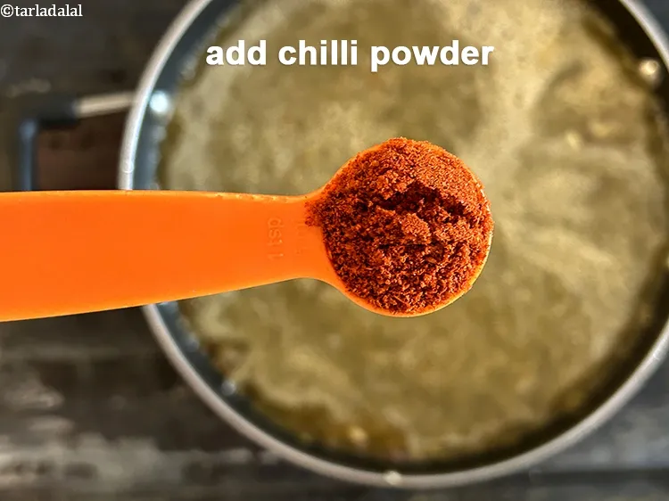 Step 25 – Add&nbsp;<meta charset="UTF-8" />1 tsp&nbsp;<a href="glossary-chilli-powder-red-chilli-powder-339i">chilli powder</a>.