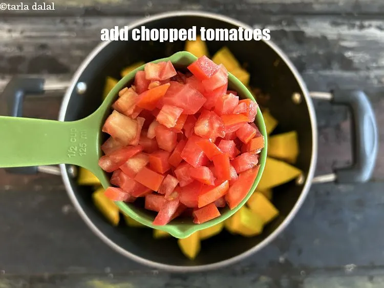 Step 18 – Add 1/2 cup chopped tomatoes.