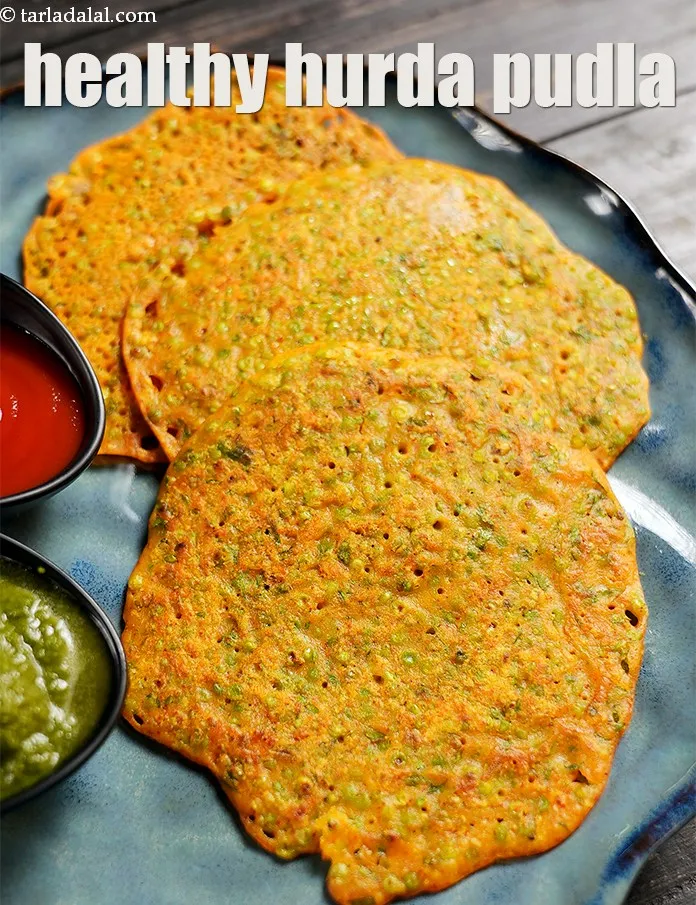 Step 17 – Serve immediately with green chutney and <a href="https://www.tarladalal.com/glossary-tomato-ketchup-tomato-sauce-181i">tomato ketchup</a>.