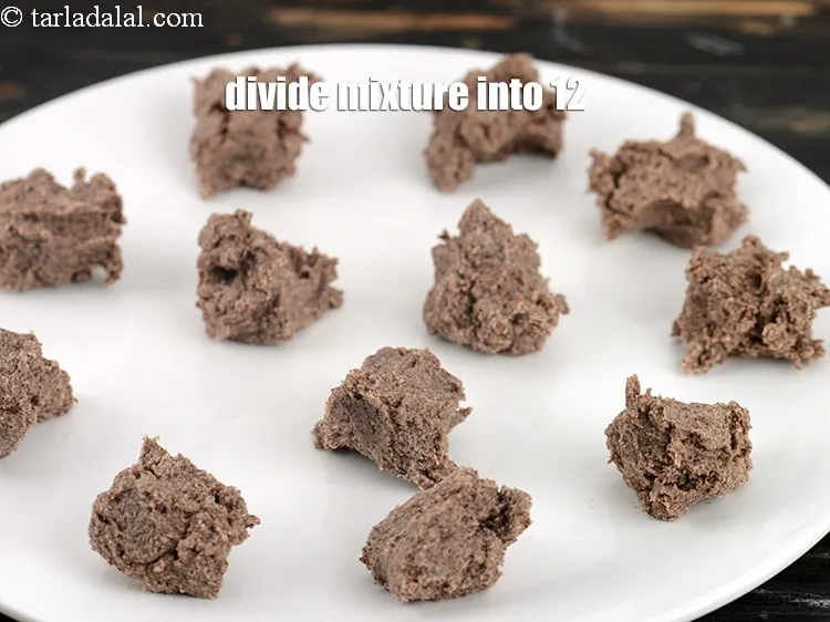 Step 17 – <p>Divide it into 12 equal portions.</p>