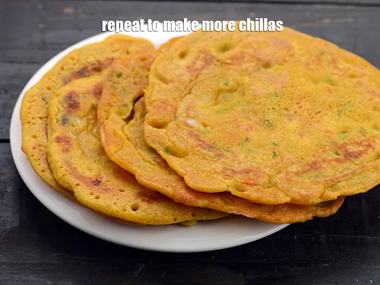 Step 17 – Repeat steps 2 to 4 to make remaining chillas. Keep aside.&nbsp;