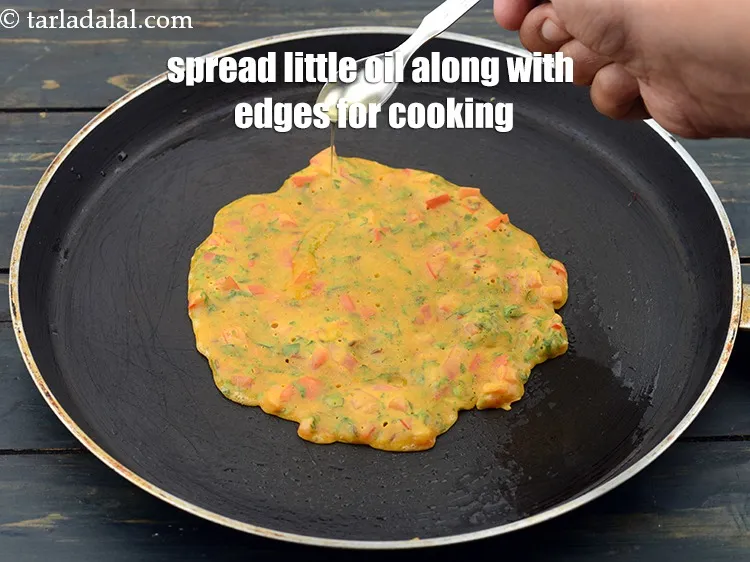 Step 18 – Spread a little oil along the edges for cooking.<br /> &nbsp;