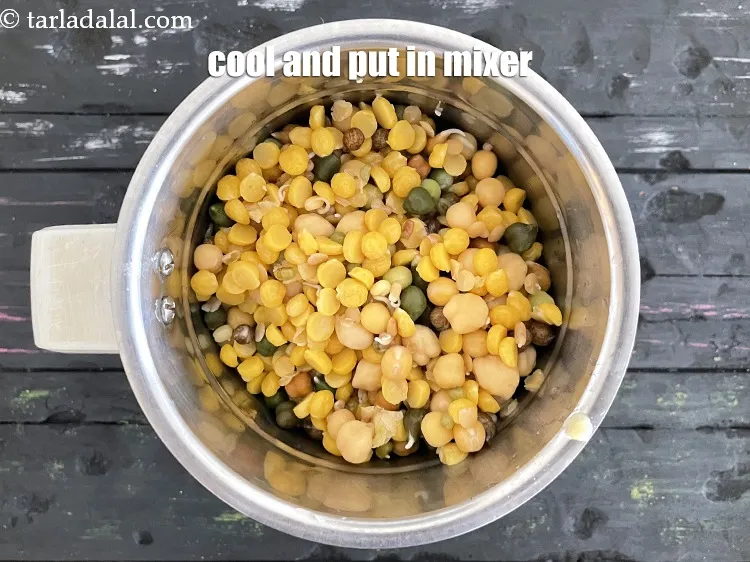 Step 18 – Allow it to cool slightly and put in a mixer.