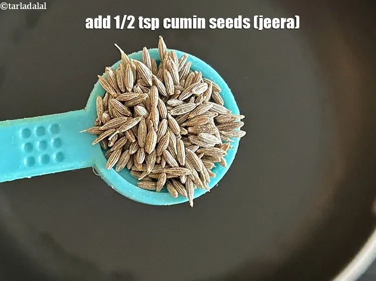 Step 18 – Add&nbsp;<meta charset="UTF-8" />1/2 tsp&nbsp;<a href="glossary-cumin-seeds-jeera-zeera-381i">cumin seeds (jeera)</a>.