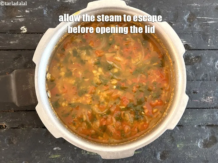 Step 18 – Allow the steam to escape before opening the lid.<br /> &nbsp;
