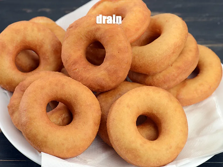 Step 18 – Drain on an absorbent paper. Cool slightly.&nbsp;