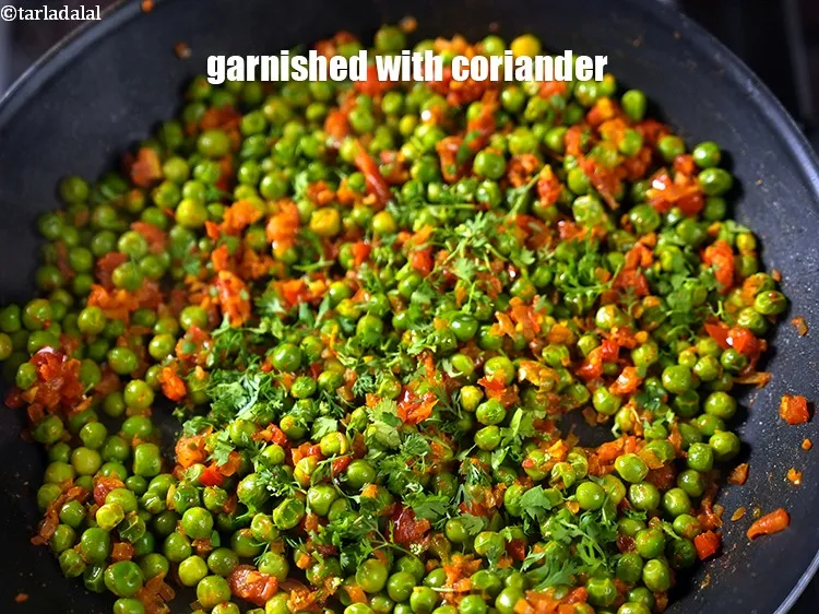 Step 18 – Garnished with coriander.