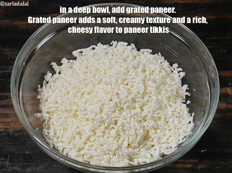 स्टेप 18 – एक गहरे कटोरे में 2 कप कसा हुआ पनीर डालें। …