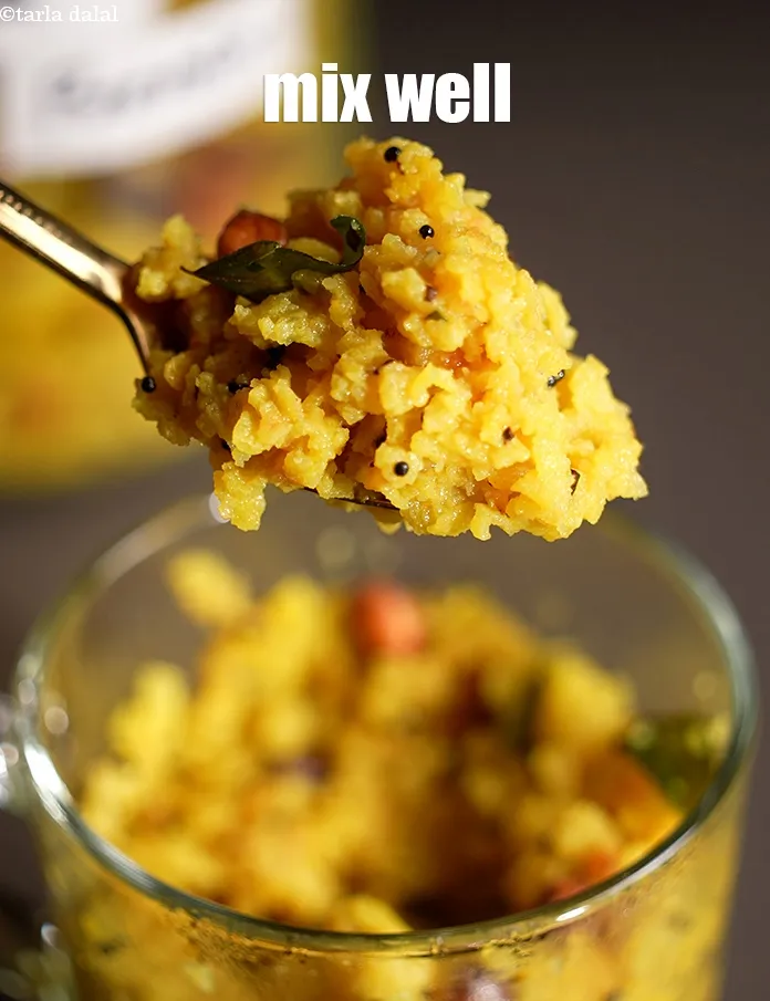 Step 18 – After 8 minutes mix well using a fork.