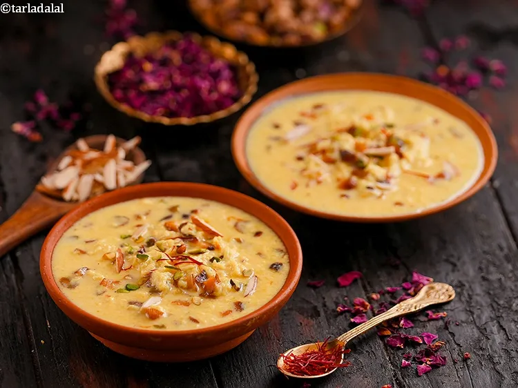 Step 19 – <strong>Paneer kheer </strong>is a rich and creamy Indian dessert made with milk, sugar, cardamom, and …