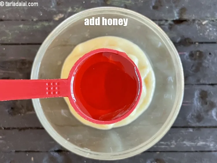 Step 20 – Add&nbsp;<meta charset="UTF-8" /><strong>1 tablespoon</strong>&nbsp;<a href="glossary-honey-467i">honey</a>.