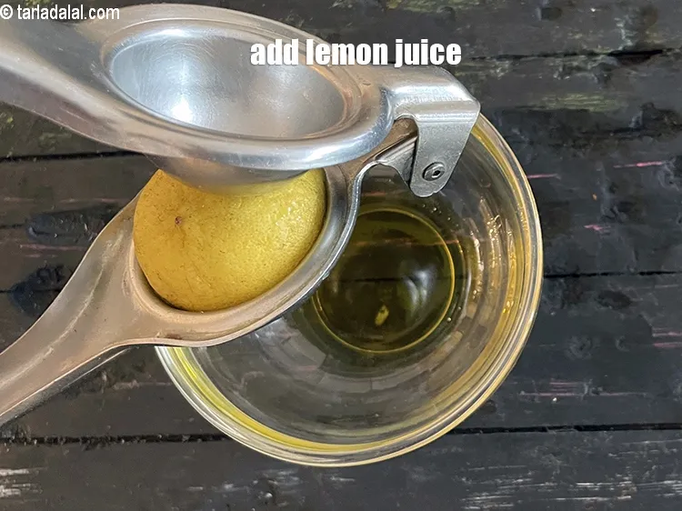 Step 18 – Add&nbsp;<meta charset="UTF-8" />1/2 tsp&nbsp;<a href="glossary-lemon-juice-numbi-ka-ras-nimbu-ka-juice-471i">lemon juice</a>.
