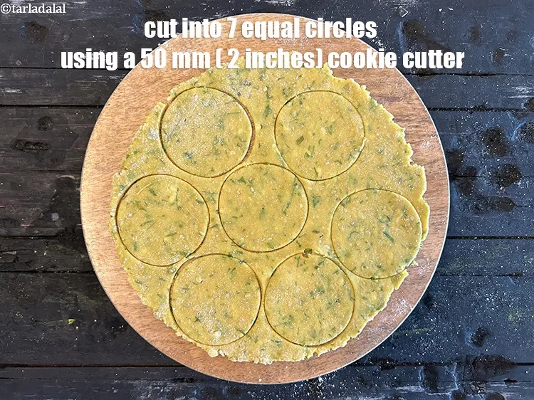 Step 27 – <meta charset="UTF-8" /> Cut into 7&nbsp;equal circles using a cookie cutter or vati of approx. …