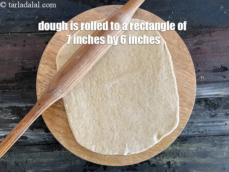 Step 20 – The dough is rolled&nbsp;into a 175 mm. X 150 mm. (7&quot; x 6&quot;) rectangle.