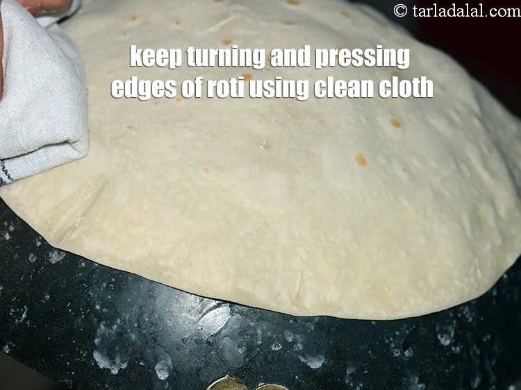 स्टेप 19 – इसे पलट दें और इसे फिर से कुछ और सेकंड …