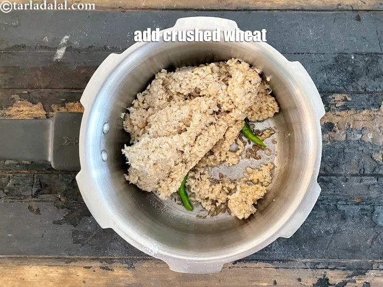 Step 30 – Add the coarsely crushed wheat.