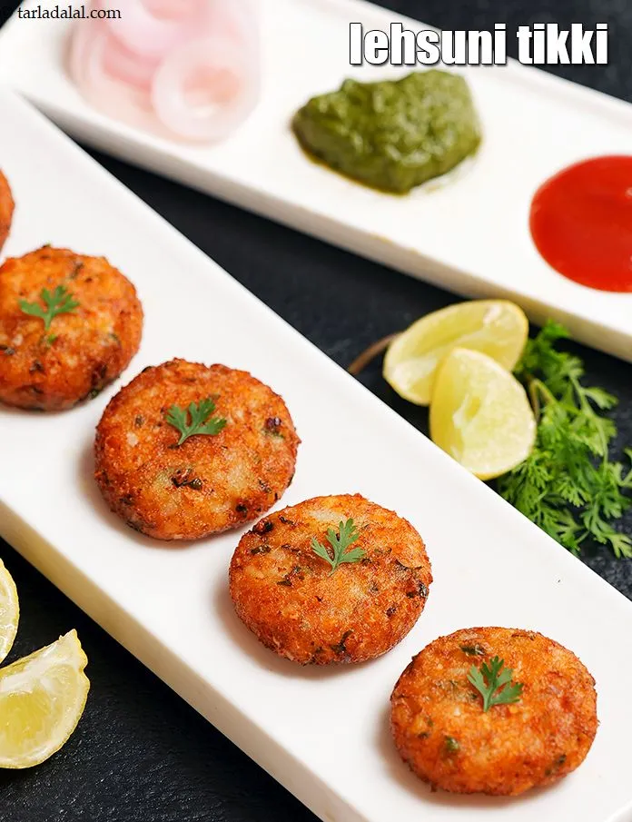 Step 18 – Serve the tikkis immediately with <a href="https://tarladalal.com/green-chutney-for-dhokla-sandwiches-indian-snacks-1468r" target="_blank">green chutney.&nbsp;</a>