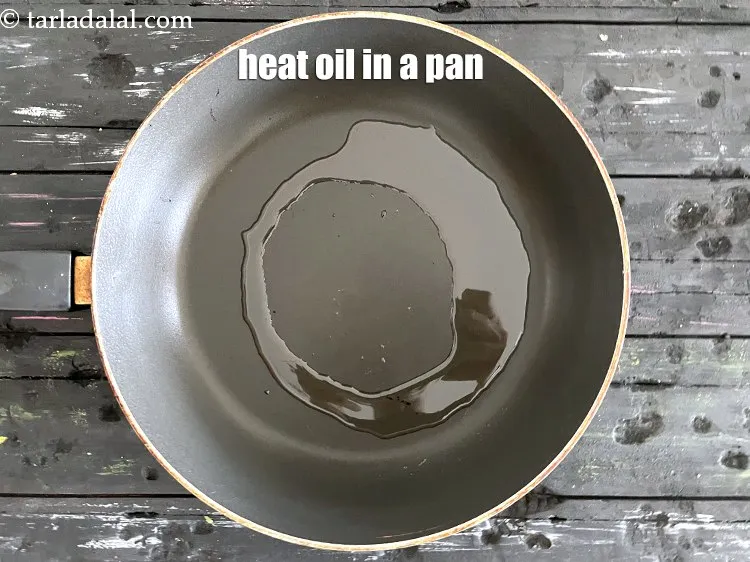 Step 26 – To make <meta charset="UTF-8" /><strong>masala masoor recipe&nbsp;|&nbsp;healthy lentil sabzi&nbsp;|&nbsp;spicy red lentil&nbsp;|&nbsp;akkha masoor&nbsp;|&nbsp;</strong>heat 1 tablespoon oil …