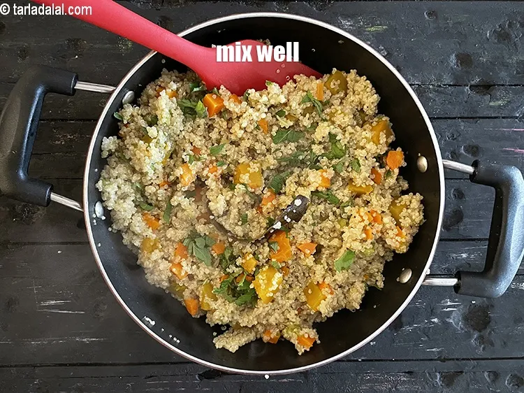 Step 23 – Mix <strong>minty&nbsp;quinoa | vegetable quinoa for IBS | healthy Indian&nbsp;quinoa snack |&nbsp;</strong>&nbsp;well.