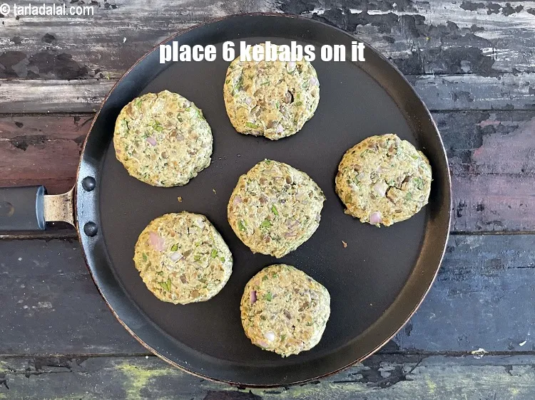 Step 31 – Place 6&nbsp;kebabs on it.