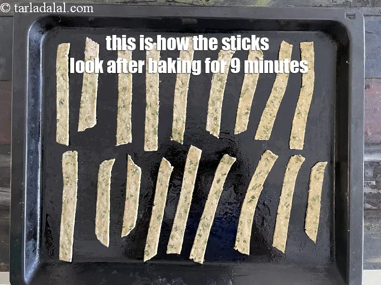 Step 21 – This is how the<strong>&nbsp;sticks</strong>&nbsp;look after 9&nbsp;minutes of baking.&nbsp;