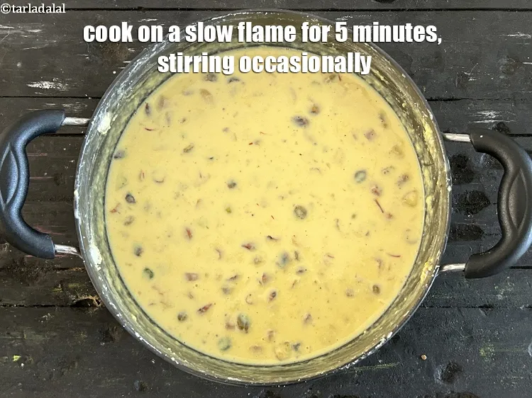Step 19 – Cook on a <strong>slow flame </strong>for another 5&nbsp;minutes, stirring occasionally.&nbsp;You can use any dry fruits …