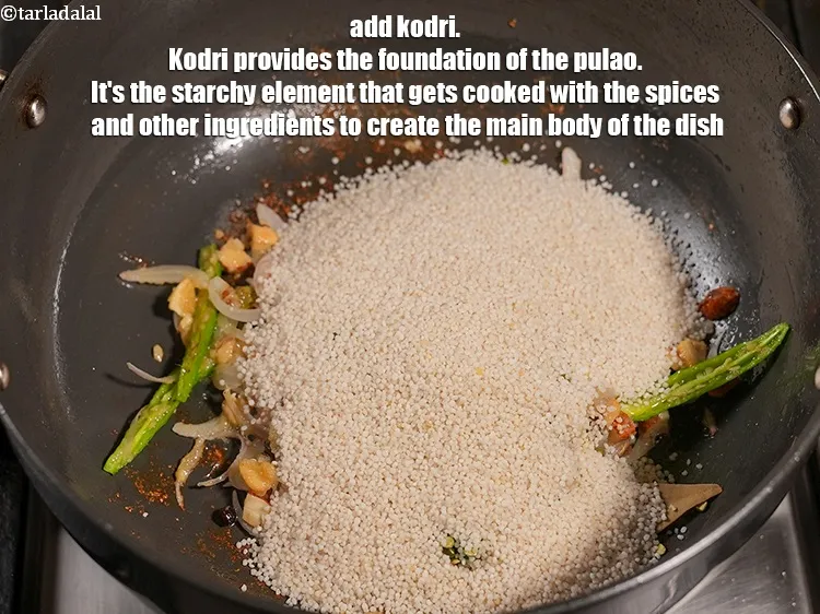 स्टेप 19 – १/२ कप&nbsp;<a href=""https://www.tarladalal.com/glossary-kodri-hindi-668i"">कोदरी (वरगु)</a>&nbsp;, धुली हुई डालें। कोदरी पुलाव का …