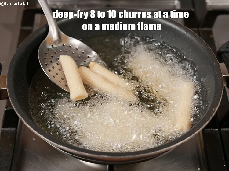Step 20 – Deep-fry 8 to 10 churros at a time on a medium flame.