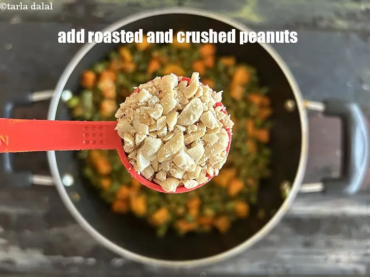 Step 21 – Add&nbsp;<meta charset="UTF-8" />2 tbsp&nbsp;roasted and coarsely&nbsp;<a href="glossary-crushed-raw-peanuts-917i">crushed peanuts</a>.