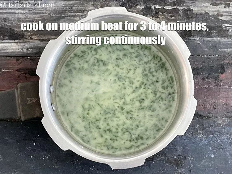 Step 19 – Cook on a medium flame for 3 to 4 minutes, while stirring continuously.